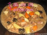 海参炆排骨步骤6