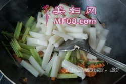 芹菜炒年糕步骤12