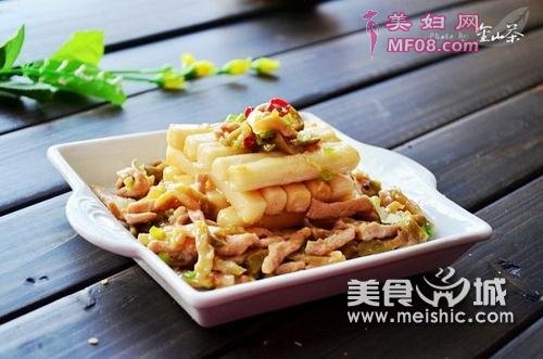 榨菜肉丝炒年糕