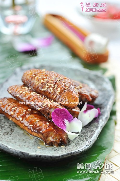泰味烤鸡翅的做法