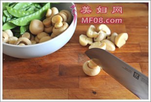 蚝汁口蘑荷兰豆