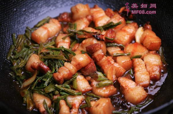 干豇豆红烧肉的做法