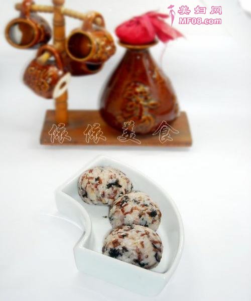 红米肉松海苔饭团6