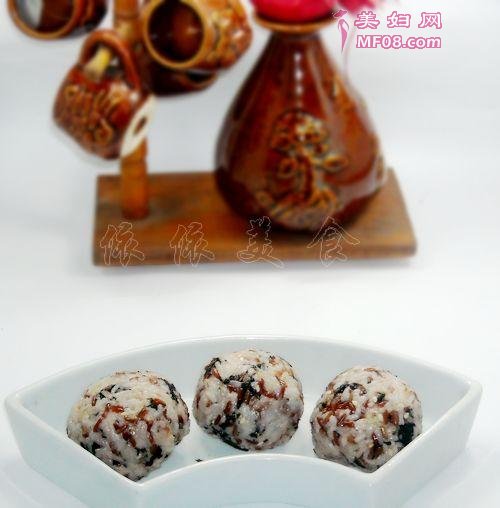 红米肉松海苔饭团22