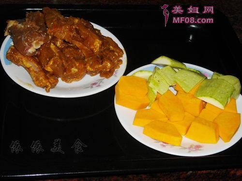 烤排骨杂蔬的做法