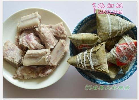 排骨烧粽子的做法