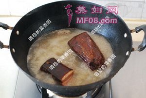 青蒜炒腊肉步骤1