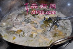 老成都酸菜鱼步骤16