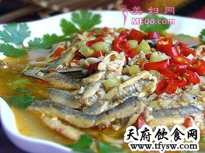 蒜玫烧泥鳅的做法