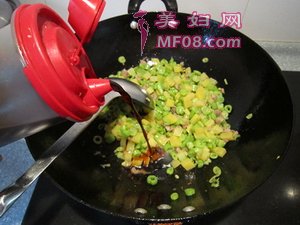 海鲜打卤面步骤3