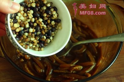 杂粮肉皮冻步骤11