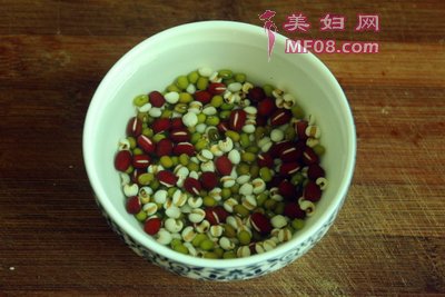杂粮肉皮冻步骤10