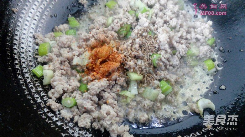 肉末孜然辣酱的做法