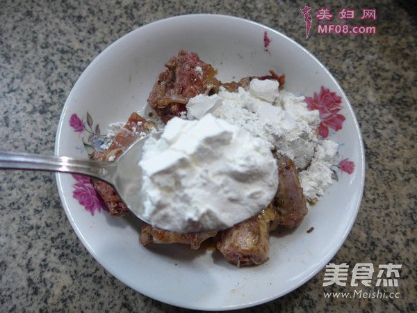 油炸鸡骨架的做法