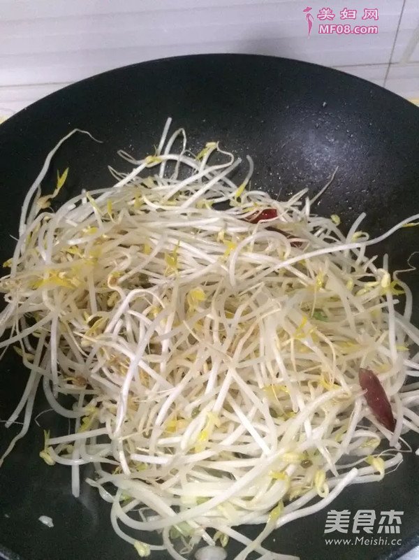 醋溜豆芽菜的做法