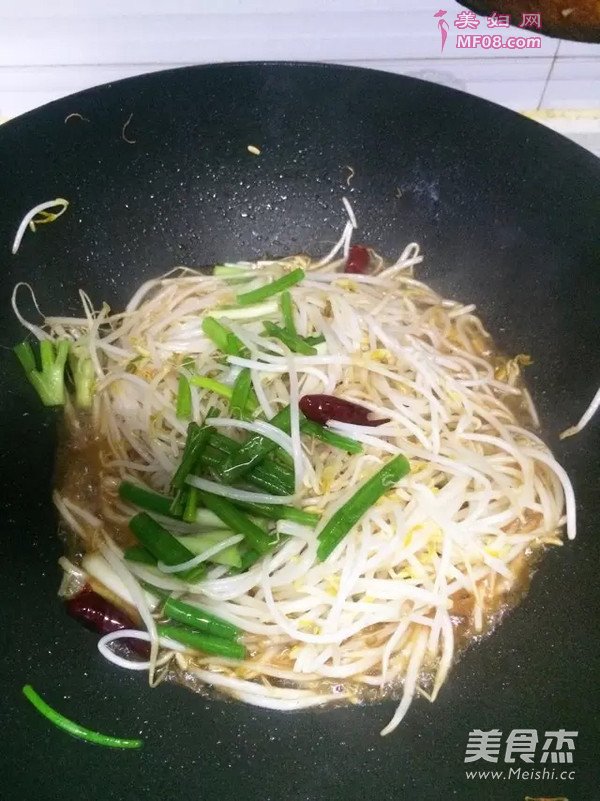 醋溜豆芽菜的做法