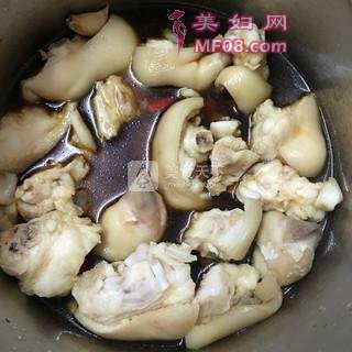 花生炖猪蹄
