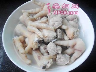 红枣当归炖鸡脚