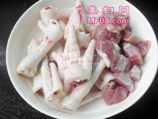 红枣当归炖鸡脚