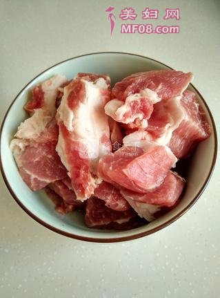 梅花肉炖小白菜冻豆腐