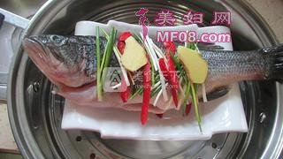 清蒸鲈鱼