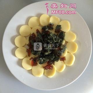香辣皮蛋豆腐