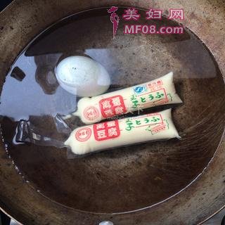 香辣皮蛋豆腐