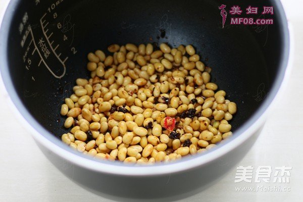 香菇豆豉酱黄豆的做法