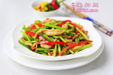 蒜薹炒鸡肉丝的做法