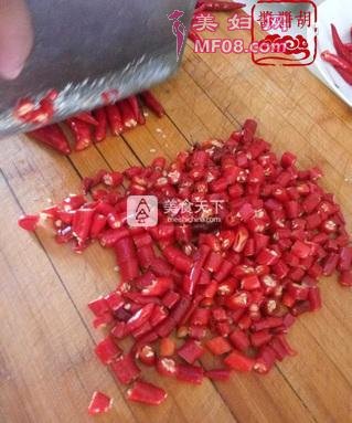 手工自制香辣豆鼓牛肉酱的做法步骤：6