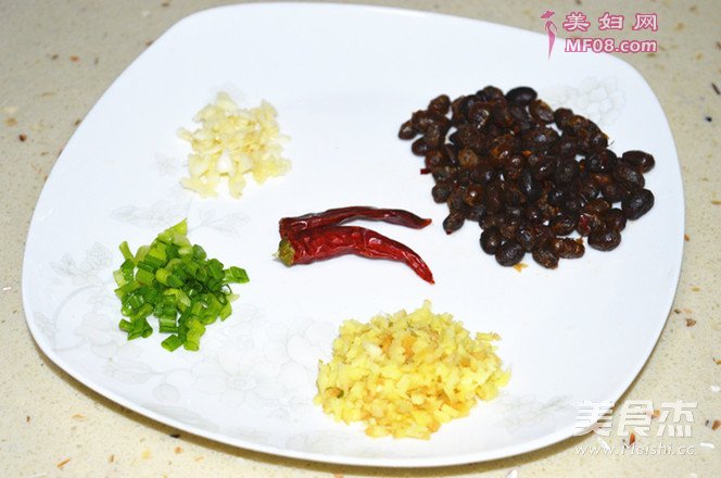 豆豉蒸鸡翅的做法
