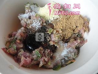 抱蛋煎饺的做法步骤：5