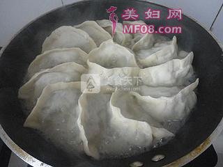 抱蛋煎饺的做法步骤：11
