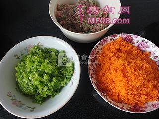 抱蛋煎饺的做法步骤：3