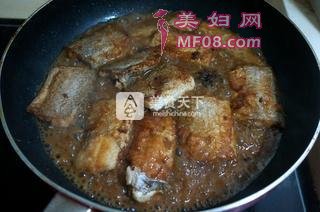沙茶酱焖带鱼
