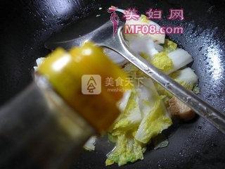 ޲