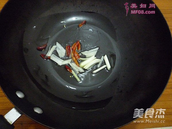 腊肉烧春笋的做法