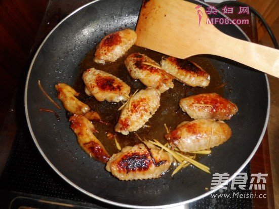 蜜汁鸡翅的做法