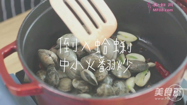 ۵