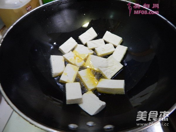蒜苔烧豆腐的做法
