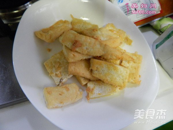 蒜苔烧豆腐的做法