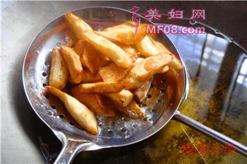 虾仁山药烧大葱步骤7