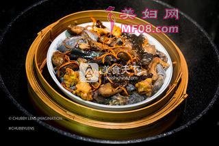 药膳虫草花什菌蒸乌鸡