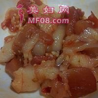 荷叶粉蒸肉的做法图解1