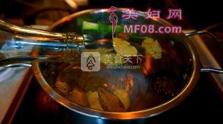 私房盐水虾的做法步骤：6
