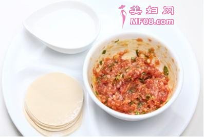 锅贴怎么做