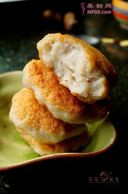 鲈鱼饼的做法