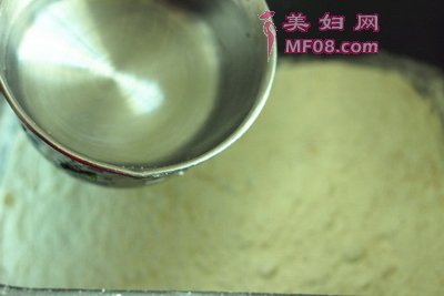 美味三鲜包步骤4