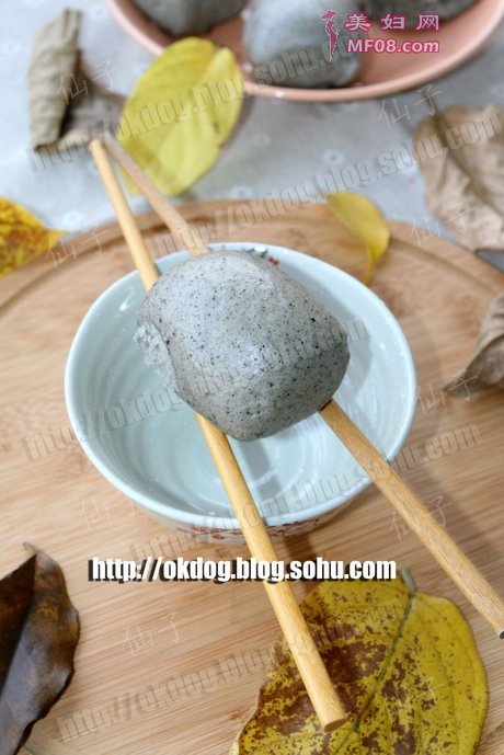 黑芝麻馒头