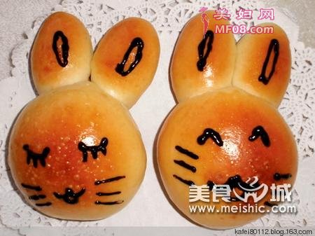 小兔肉松面包的做法